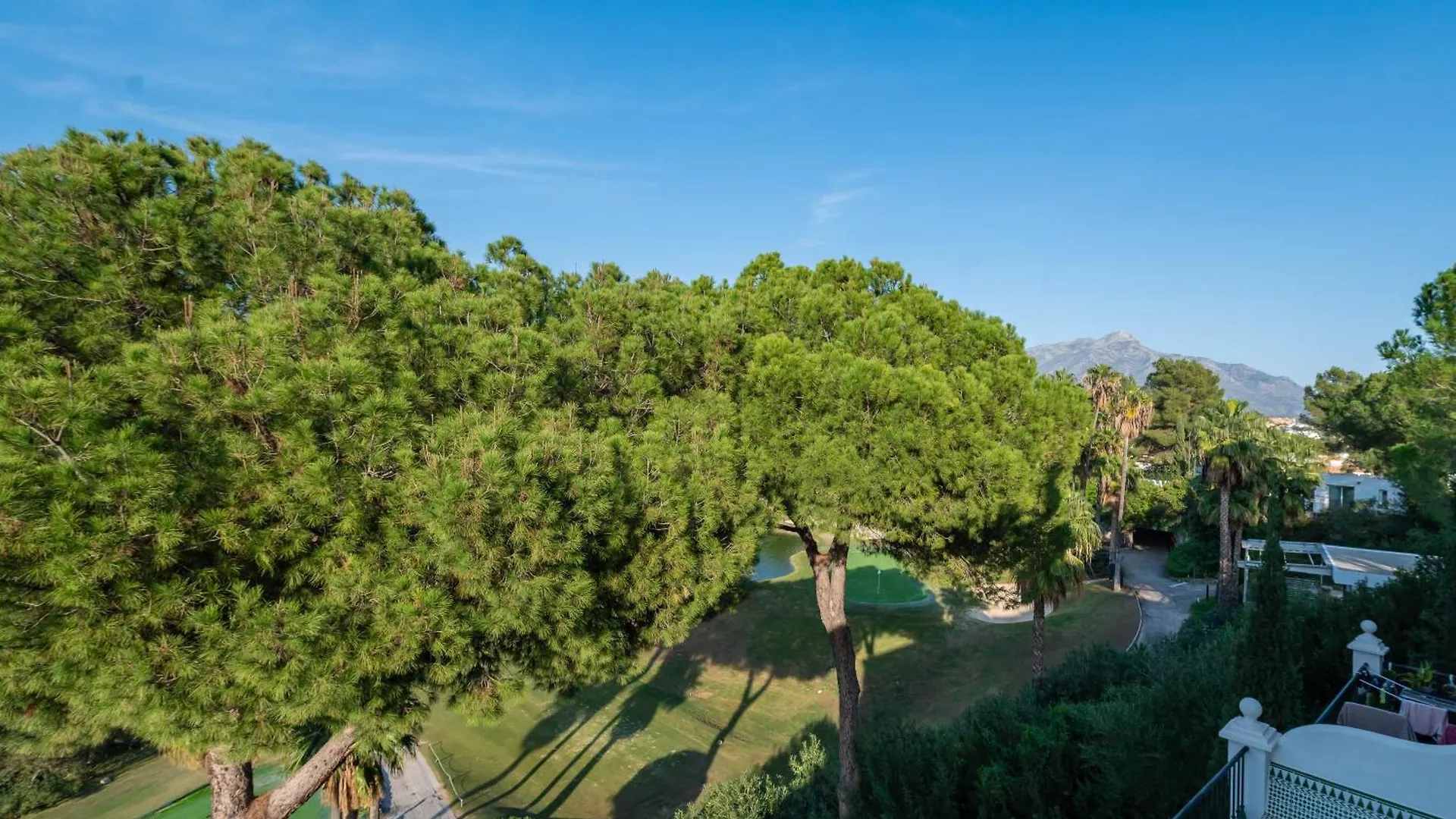 Magnifica Adosada La Quinta Golf Apartman Málaga