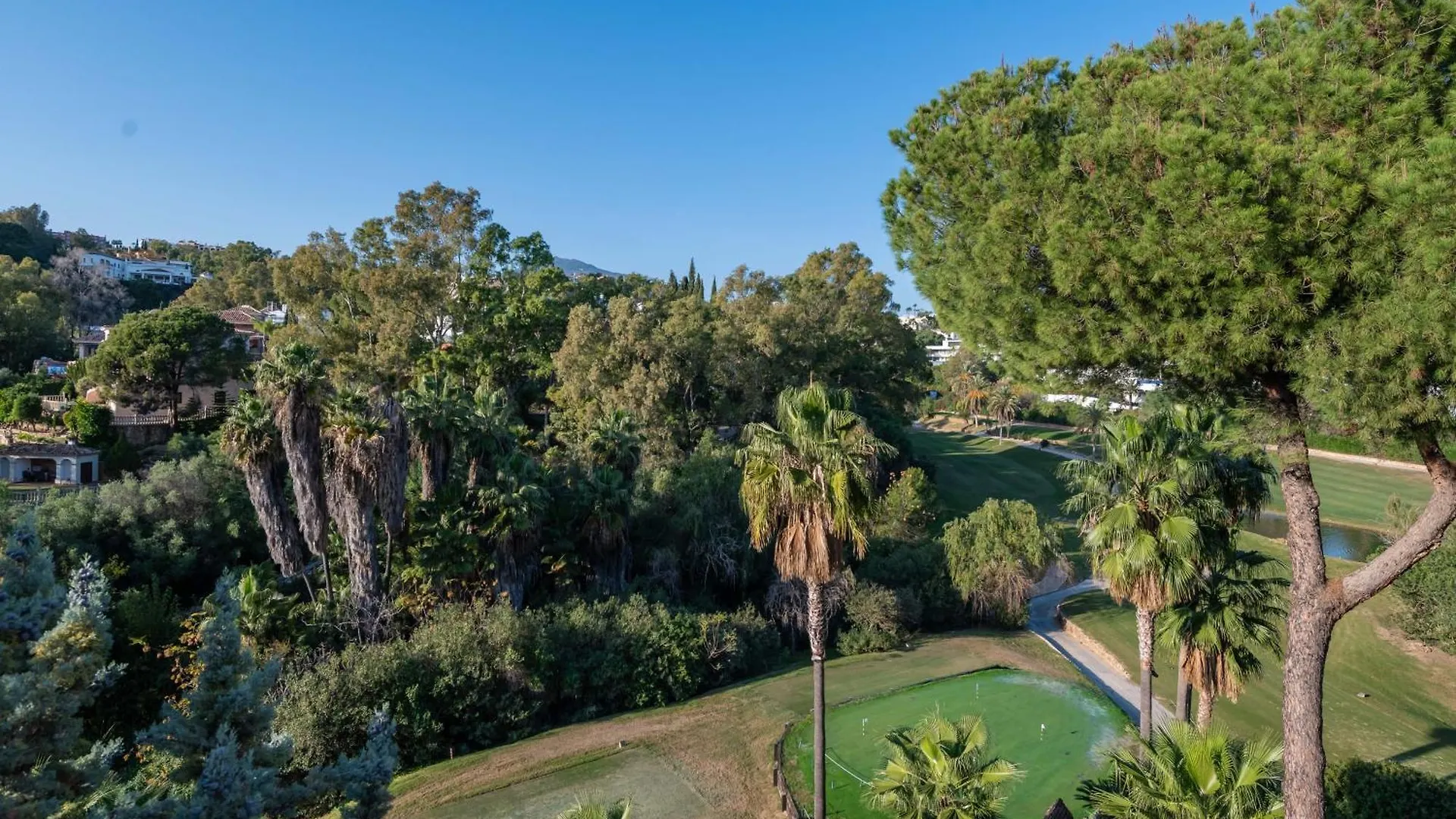 Magnifica Adosada La Quinta Golf Apartman Málaga